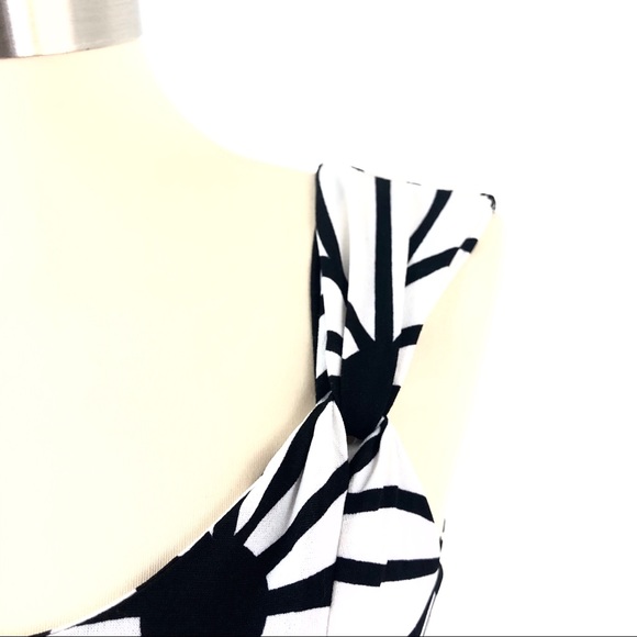 NWT Dress”Flower of Life” Floral Sleeveless Scoop Neck 6000 year secret pattern - Picture 5 of 5